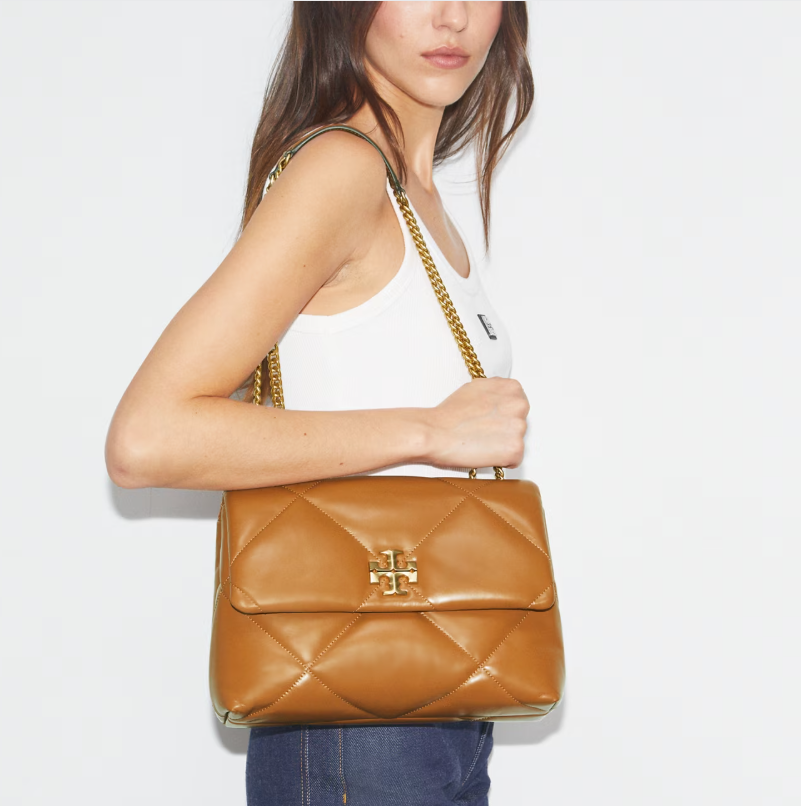 TORY BURCH KIRA DIAMOND QUILT CONVERTIBLE SHOULDER BAG -  Classic Chestnut - SEZON