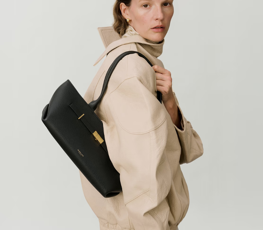 DeMellier The New York Shoulder-Black Small Grain
