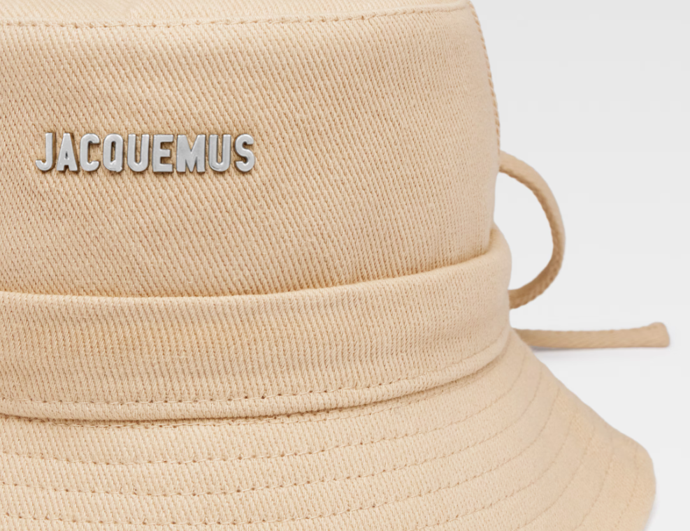 JACQUEMUS Unisex The Gadjo Bucket Hat- Beige