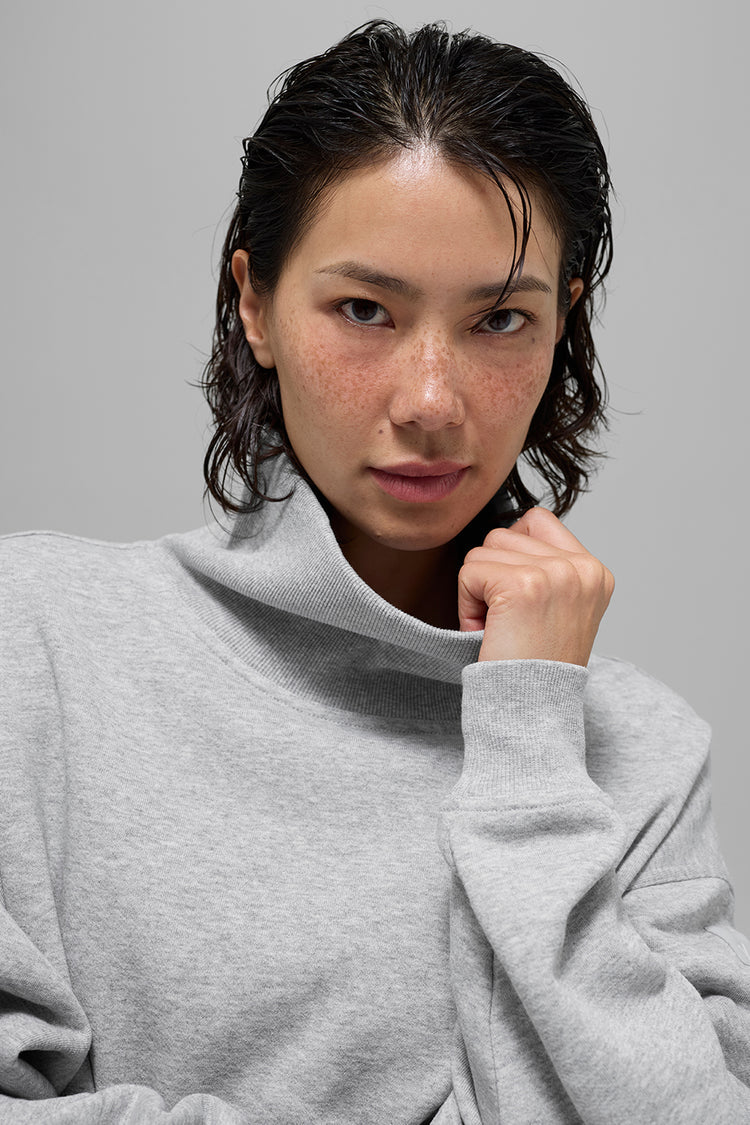 Alo Yoga Hazy Mock Neck Pullover  -  Athletic Heather Grey