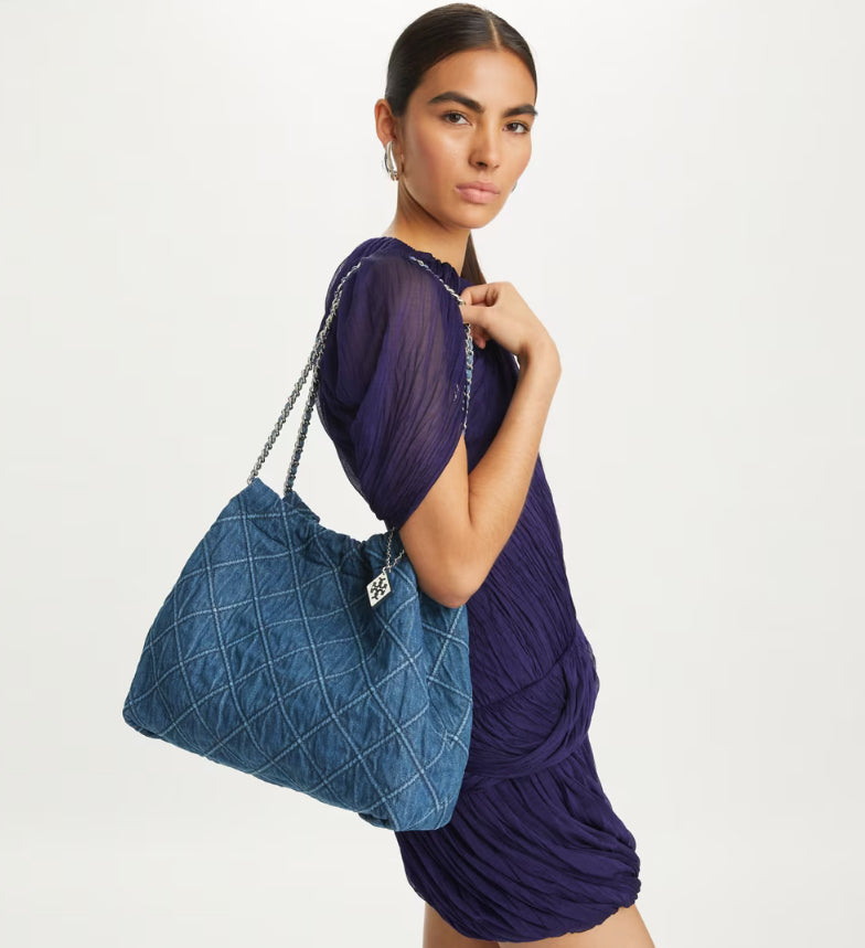 TORY BURCH FLEMING SOFT HOBO BAG - DENIM