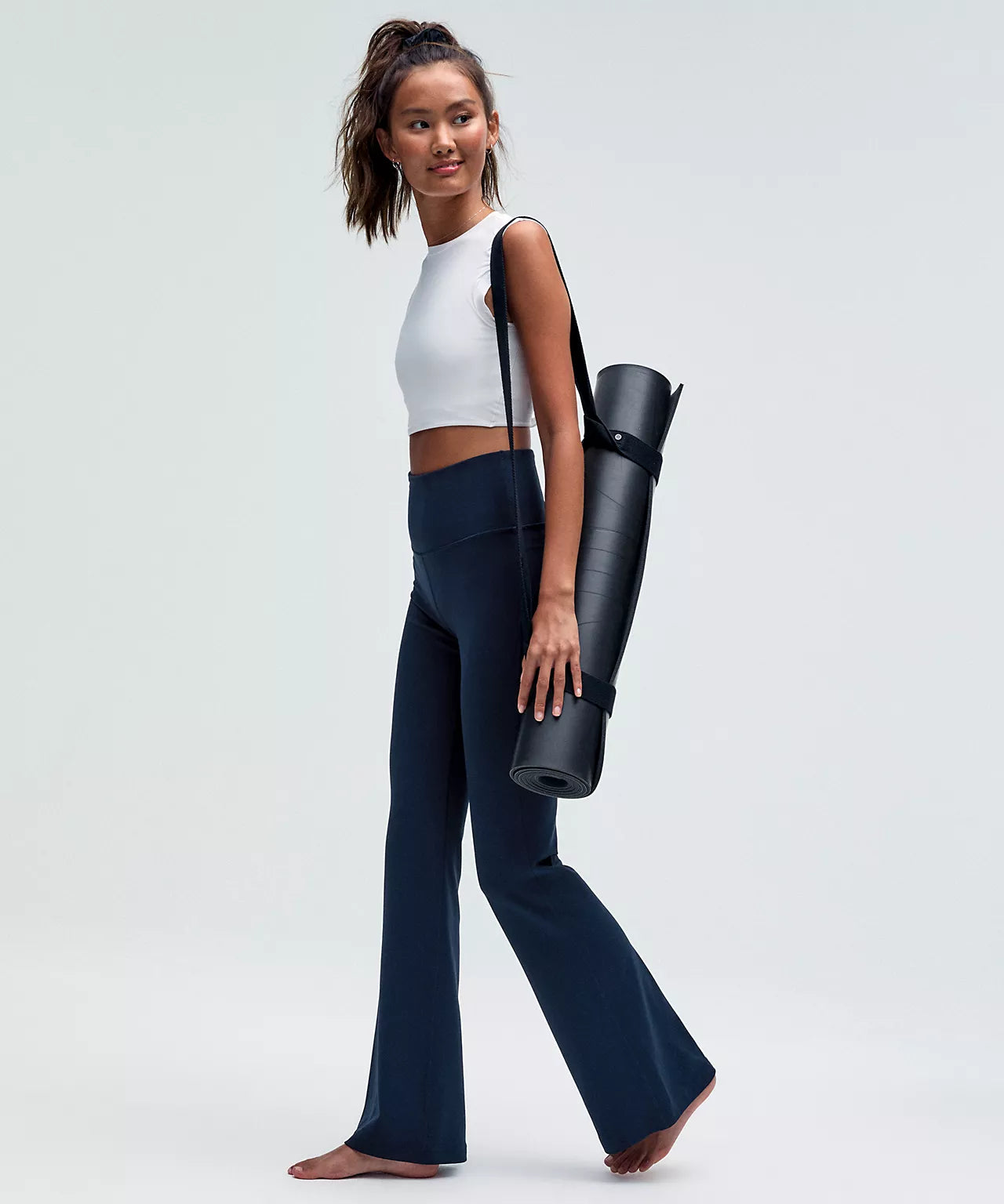 Lululemon Groove Nulu Super-High-Rise Flared Pant Regular   -  True Navy