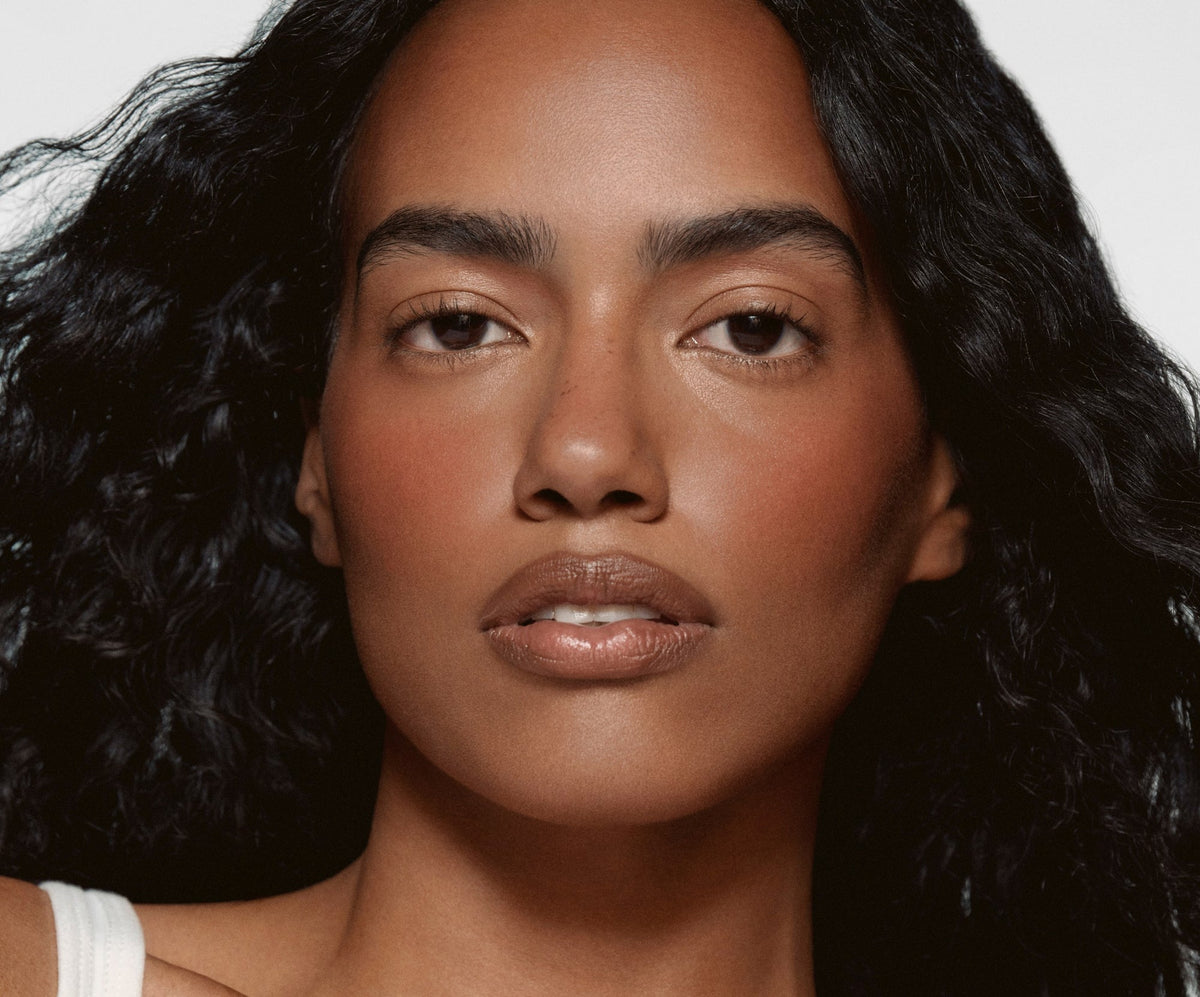 Rhode peptide lip shape  -  jump -  chocolate brown