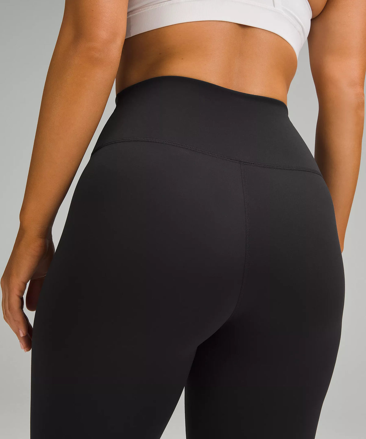 Lululemon  Wunder Train Contour Fit High-Rise Tight 25"  -  Black