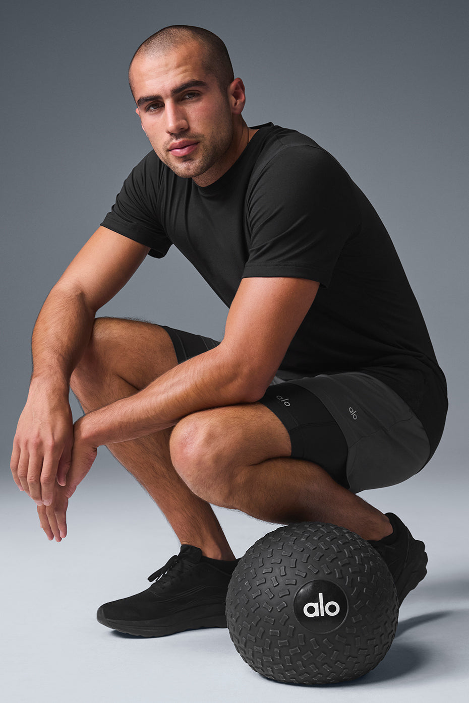 Alo Yoga Men's Conquer Reform Crewneck Short Sleeve - Black