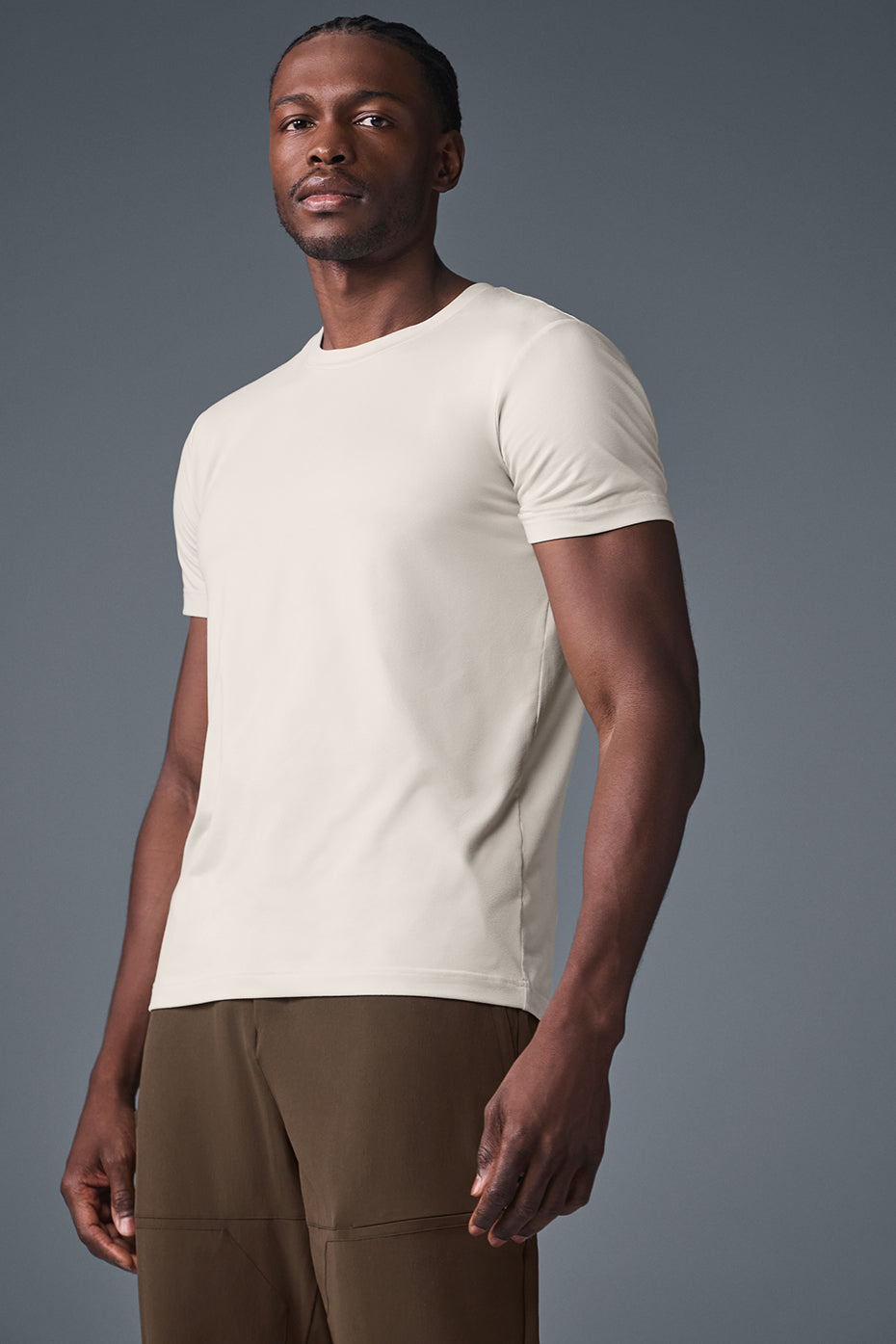 Alo Yoga Men's Conquer Reform Crewneck Short Sleeve - Bone