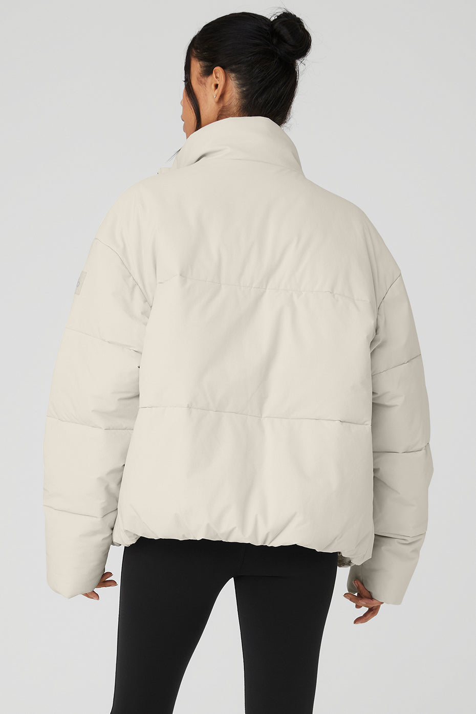 Alo Yoga Women Stretch Woven Street Puffer - Bone