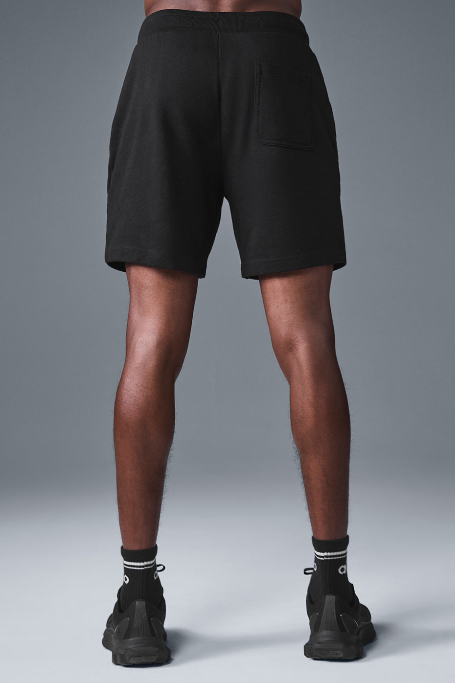 Alo Yoga Men's Chill Short  -  Black