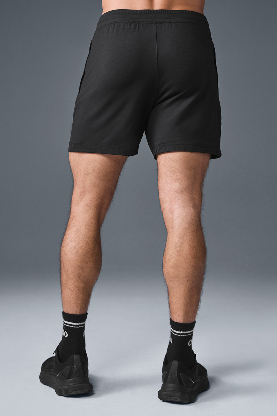 Alo Yoga Men's 7" Conquer React Performance Short Black