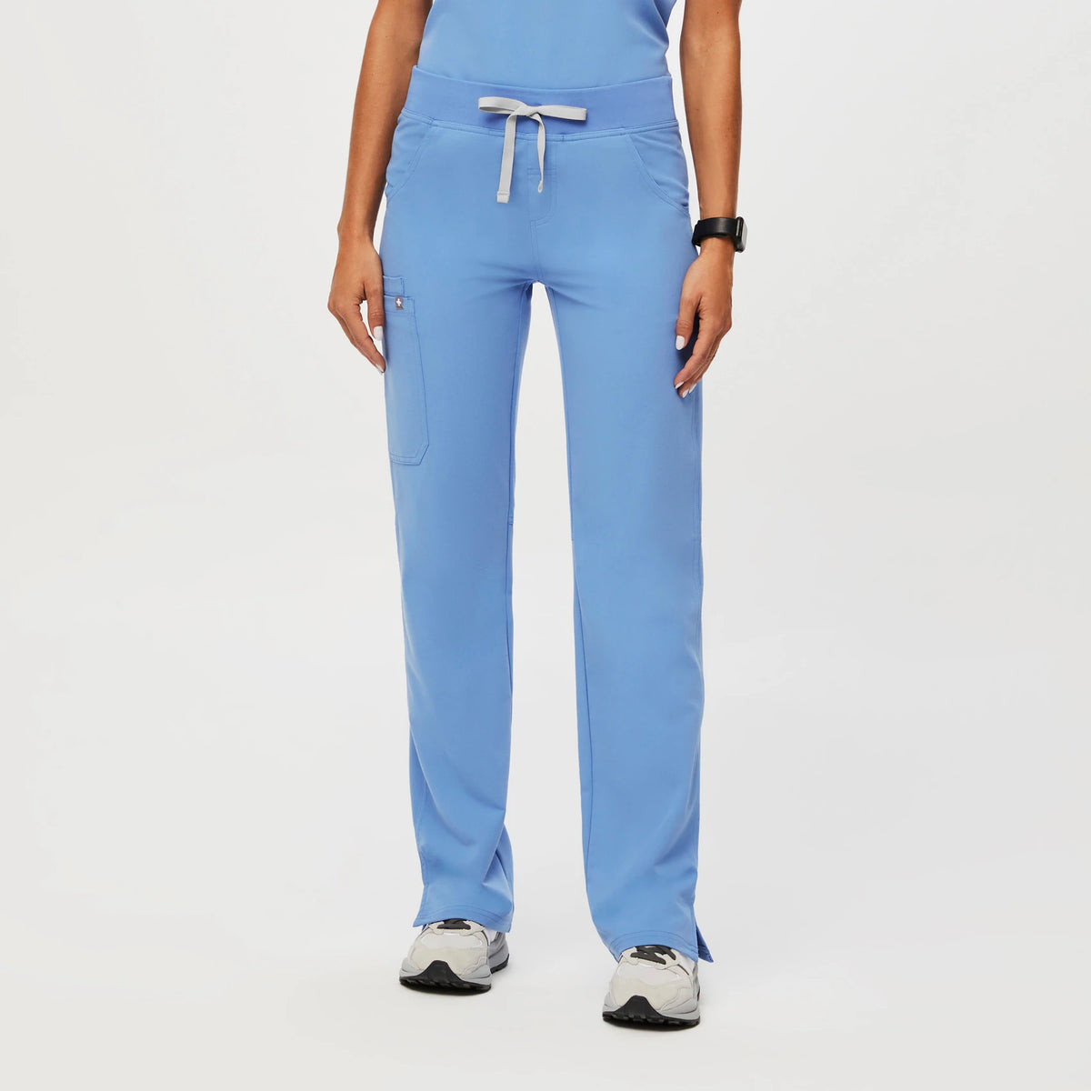 FIGS Kade Cargo Scrub Pants™ -Ceil Blue