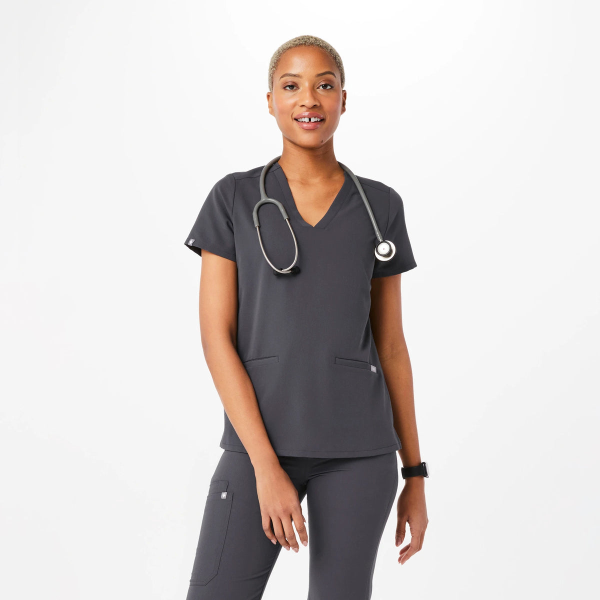 FIGS Casma Three-Pocket Scrub Top™-Charcoal