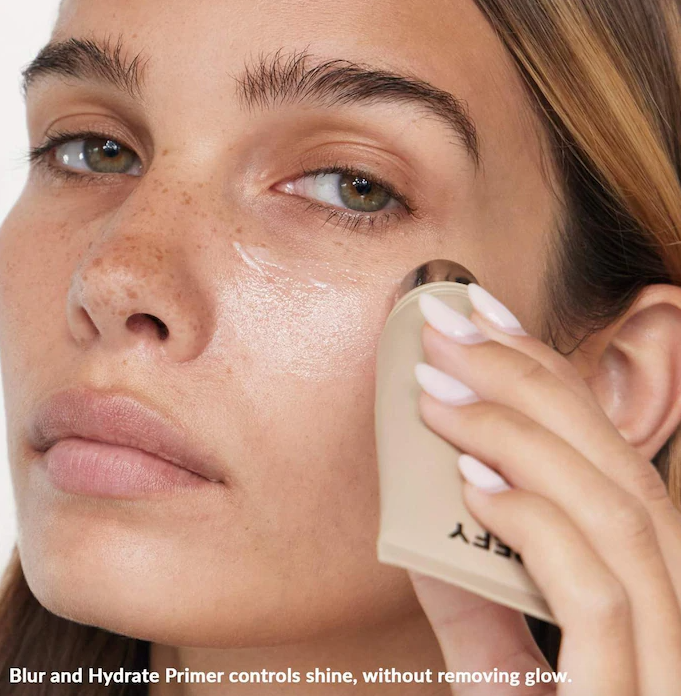 Refy Blur and Hydrate Oil-Control Face Primer with Hyaluronic Acid
