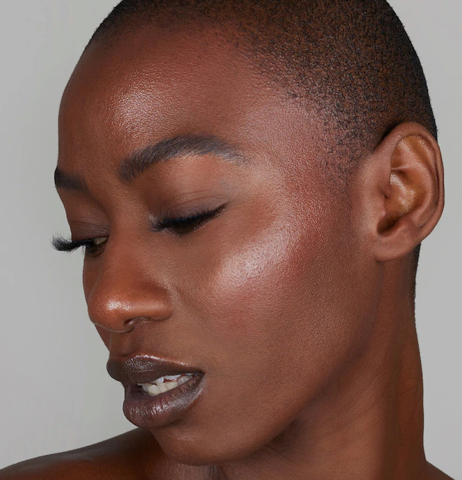 Refy Gloss Highlighter Topaz - subtle golden undertones with a glass-like glow finish