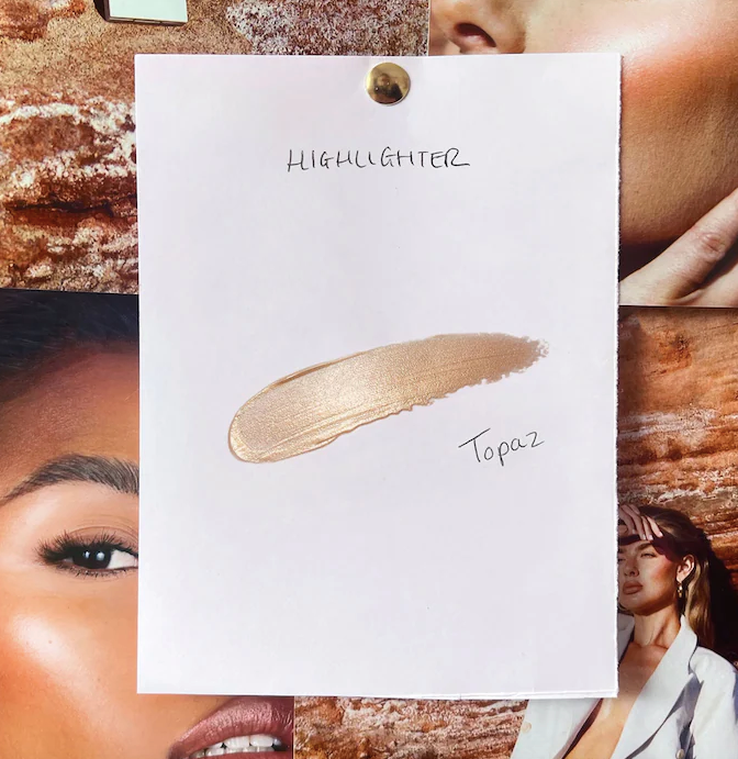 Refy Gloss Highlighter Topaz - subtle golden undertones with a glass-like glow finish