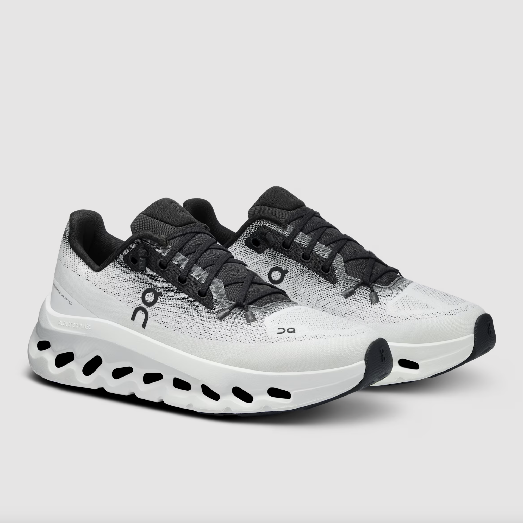 On Women Cloudtilt - Black | Ivory