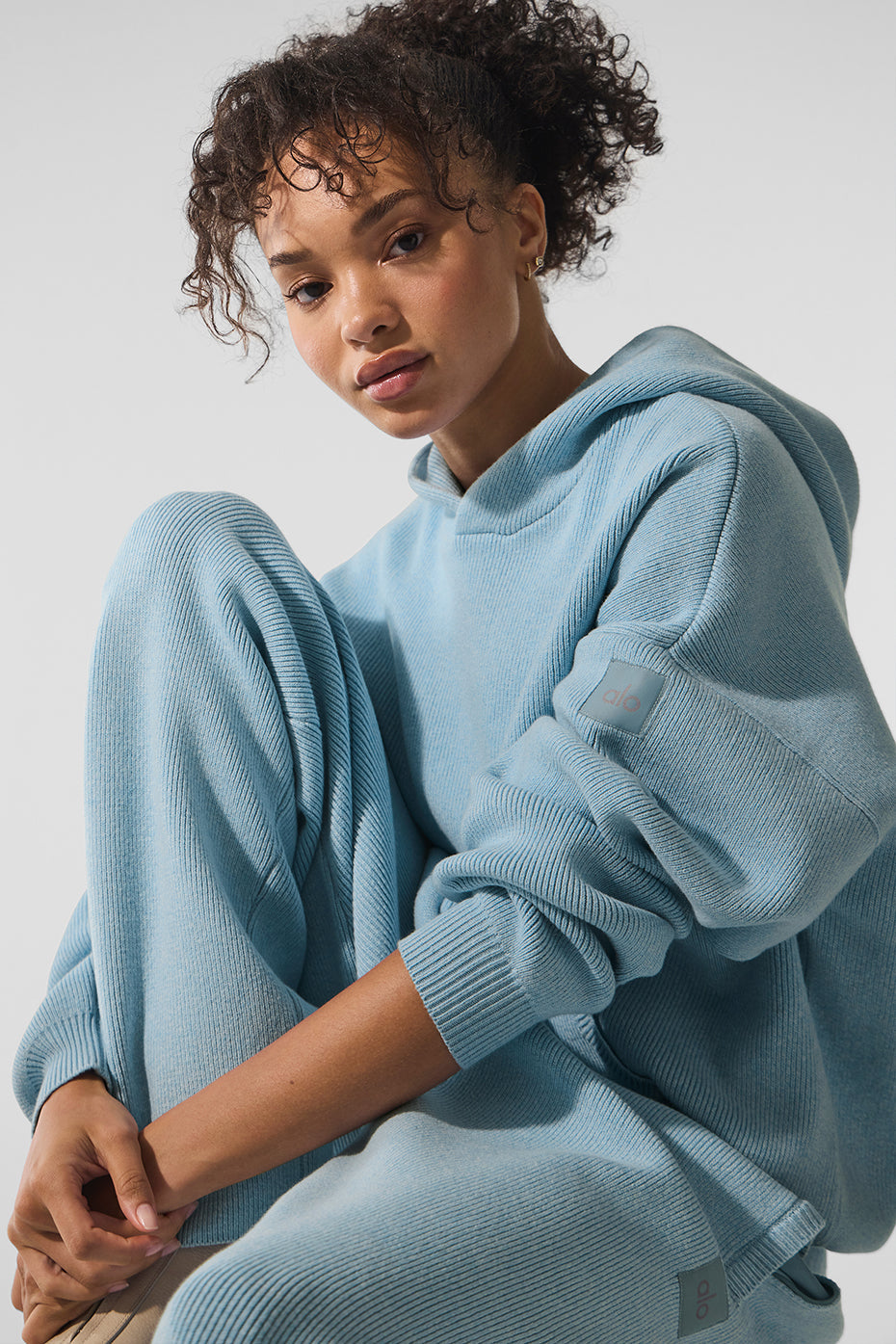 Alo Yoga Women's Scholar Hooded Sweater Celestial Blue Heather