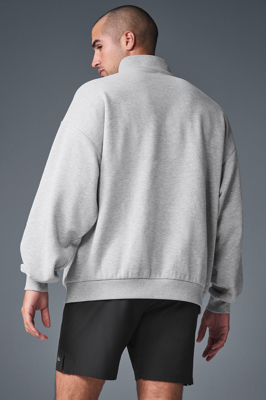 Alo Yoga Men's Accolade 1/4 Zip Pullover - Athletic Heather Grey