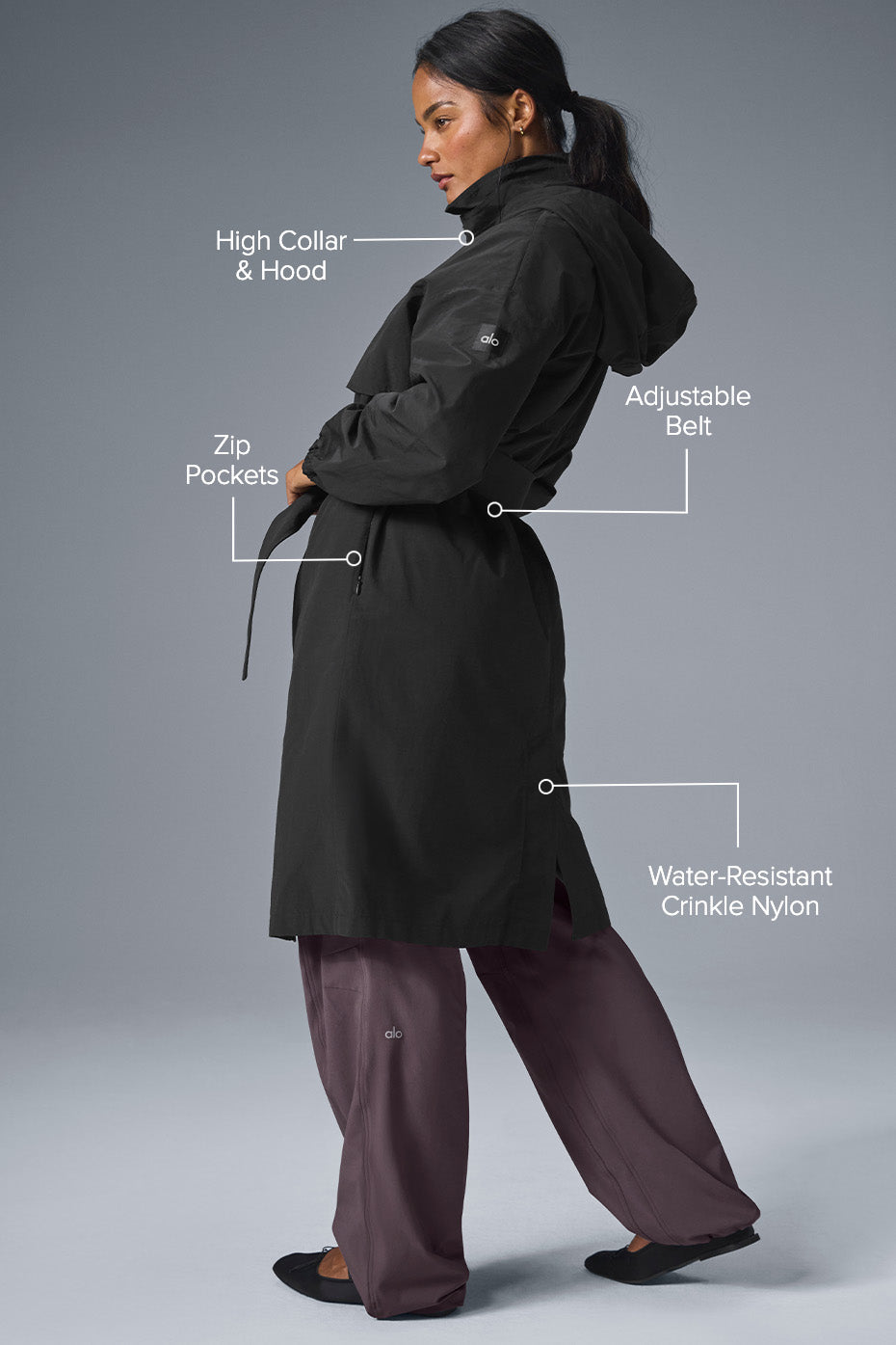 Alo Yoga Crinkle On The Move Trench-Black