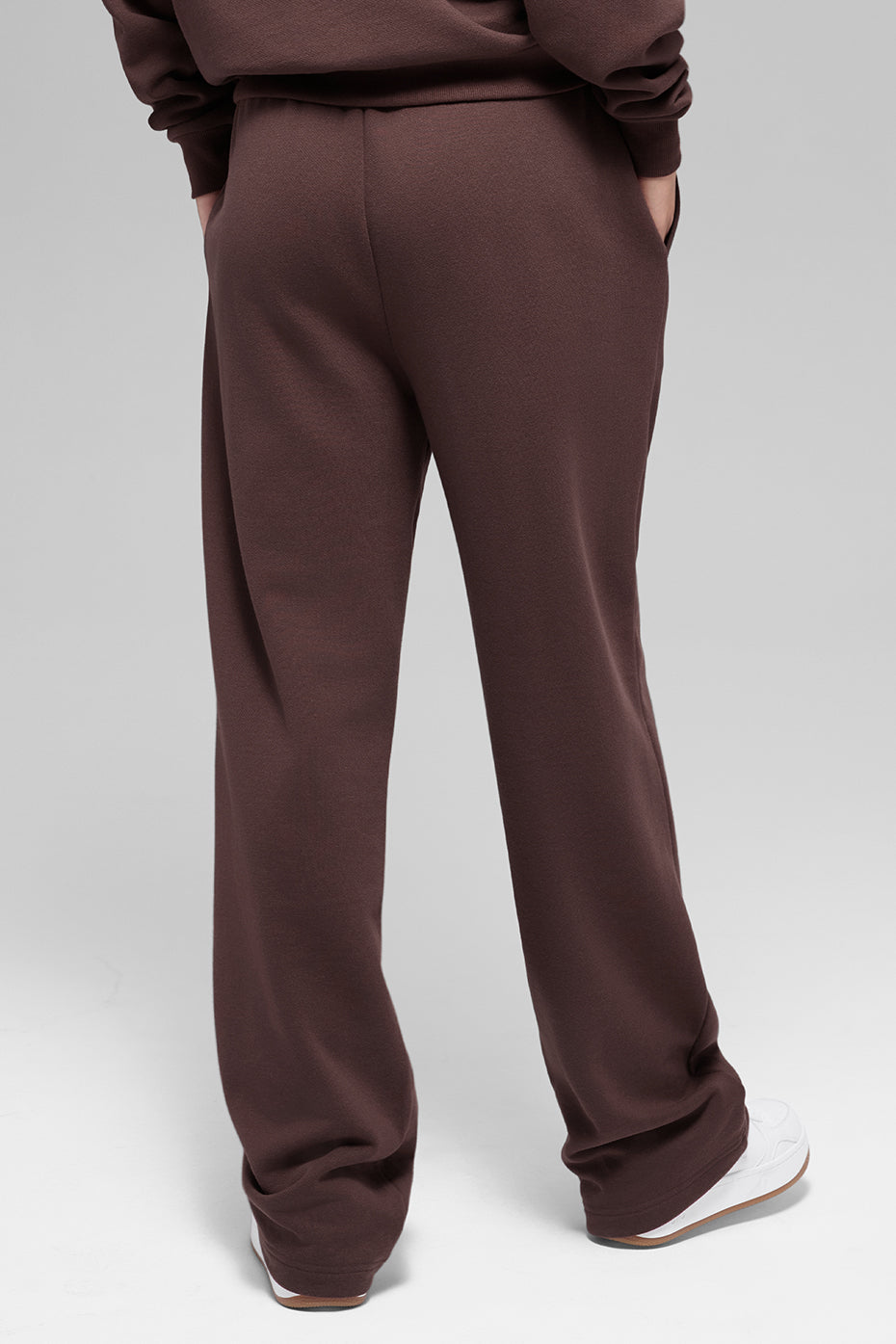 Alo yoga Accolade Straight Leg Sweatpant  -  Brownstone
