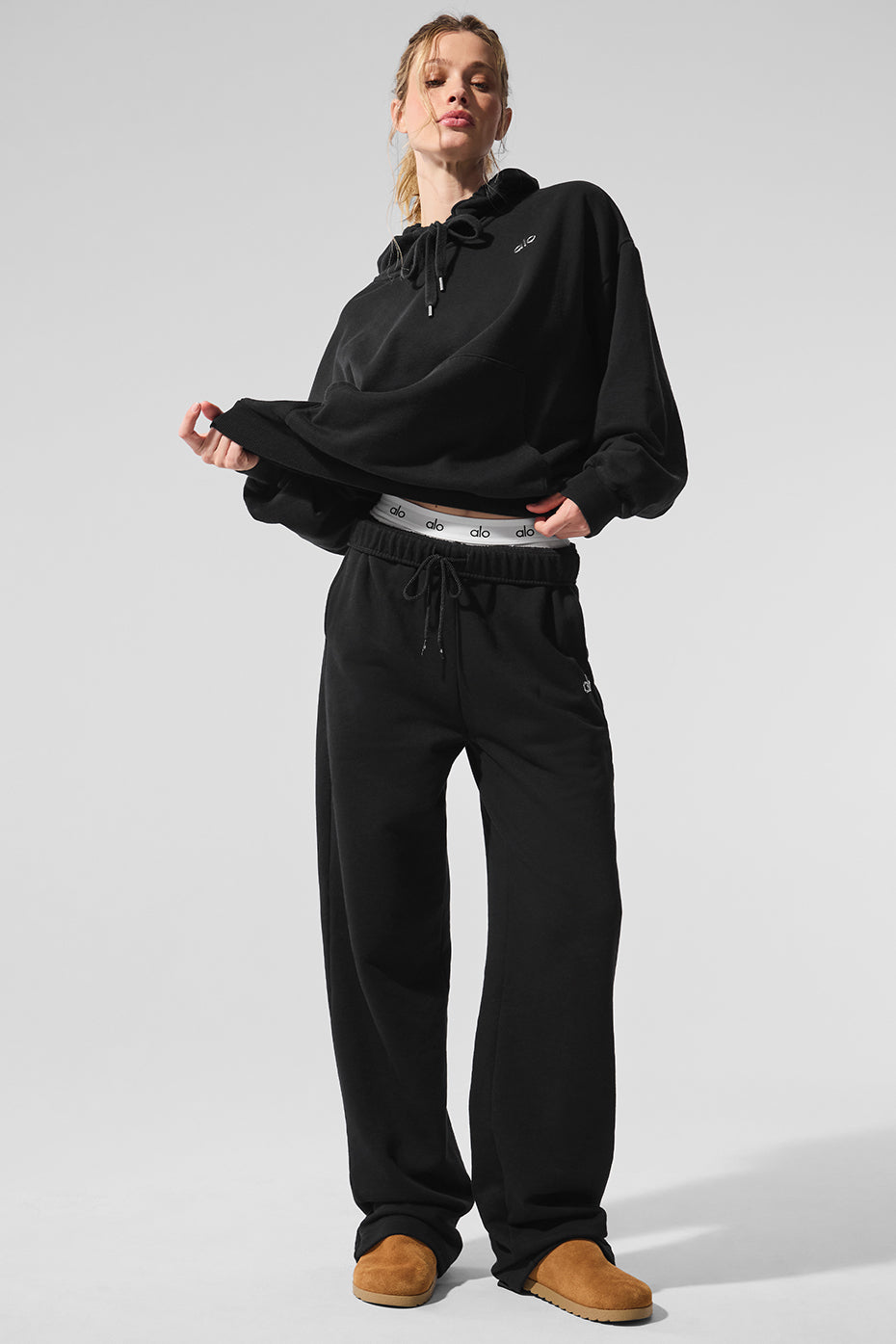 Alo yoga Accolade Straight Leg Sweatpant - Black – Kanadadan Kapına
