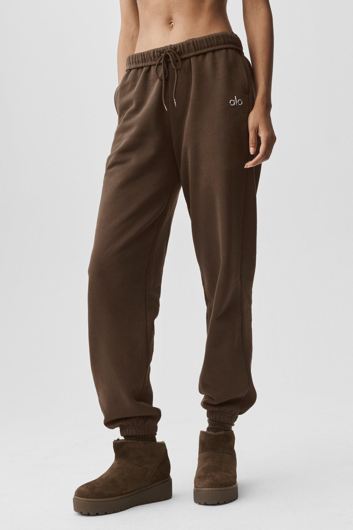 Alo Yoga Accolade Sweatpant-Espresso