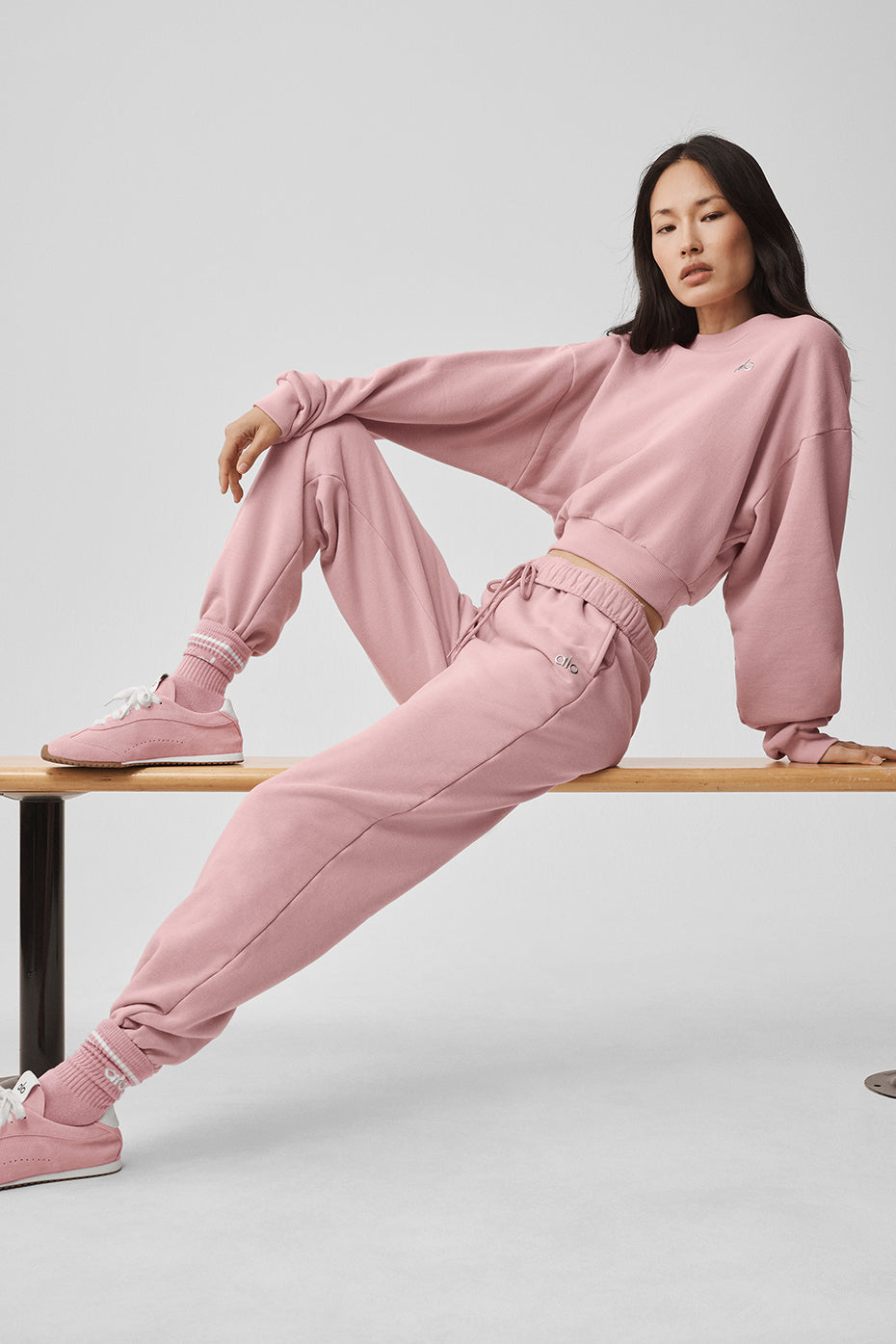 Alo Yoga Accolade Sweatpant - Vintage Pink – Kanadadan Kapına