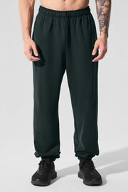 Alo Yoga Men  Accolade Sweatpant  -  Charcoal Green