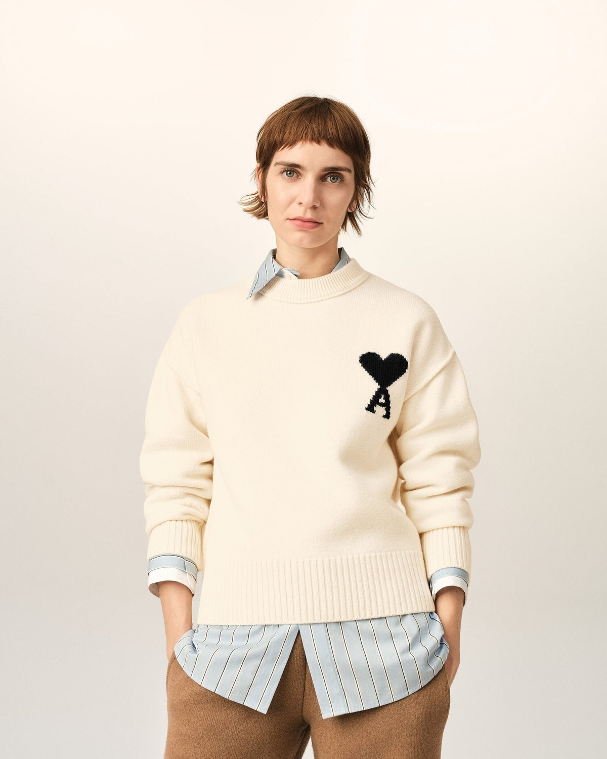Ami Paris Unisex White Wool Ami De Coeur Crewneck Sweater - OFF WHITE/BLACK