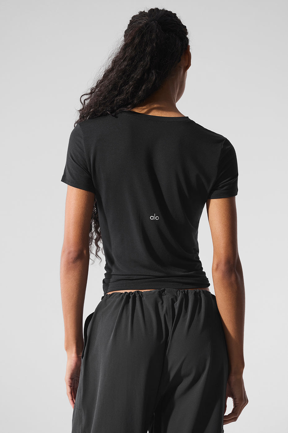 Alo Yoga All Day Short Sleeve  -  Black