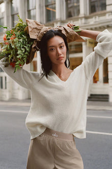 Alo Yoga Wool Cashmere New Class Oversized V-Neck Sweater   -  Ivory