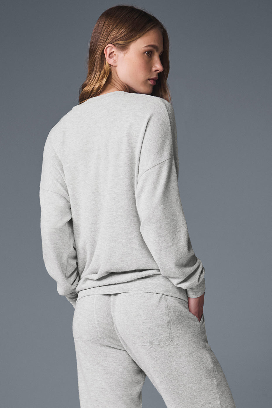 Alo Yoga Soho Pullover-Athletic Heather Grey