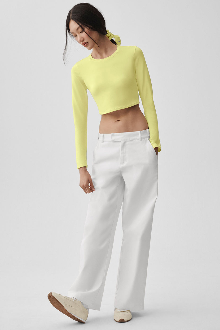 Alo Yoga Washed Alosoft Crop Finesse Long Sleeve - Sunshine