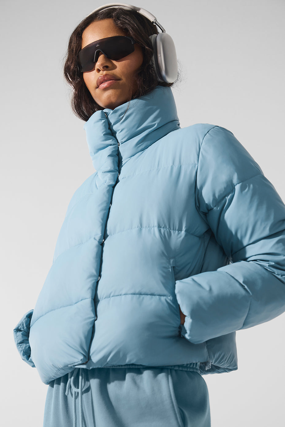 Alo Yoga Women Gold Rush Puffer - Celestial Blue
