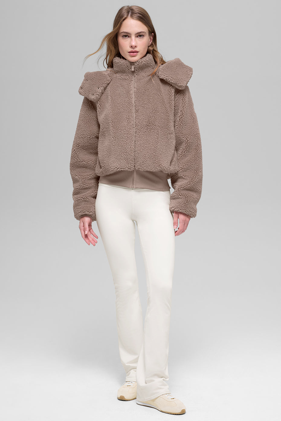 Alo Yoga Foxy Sherpa Jacket - Chai Latte – Kanadadan Kapına