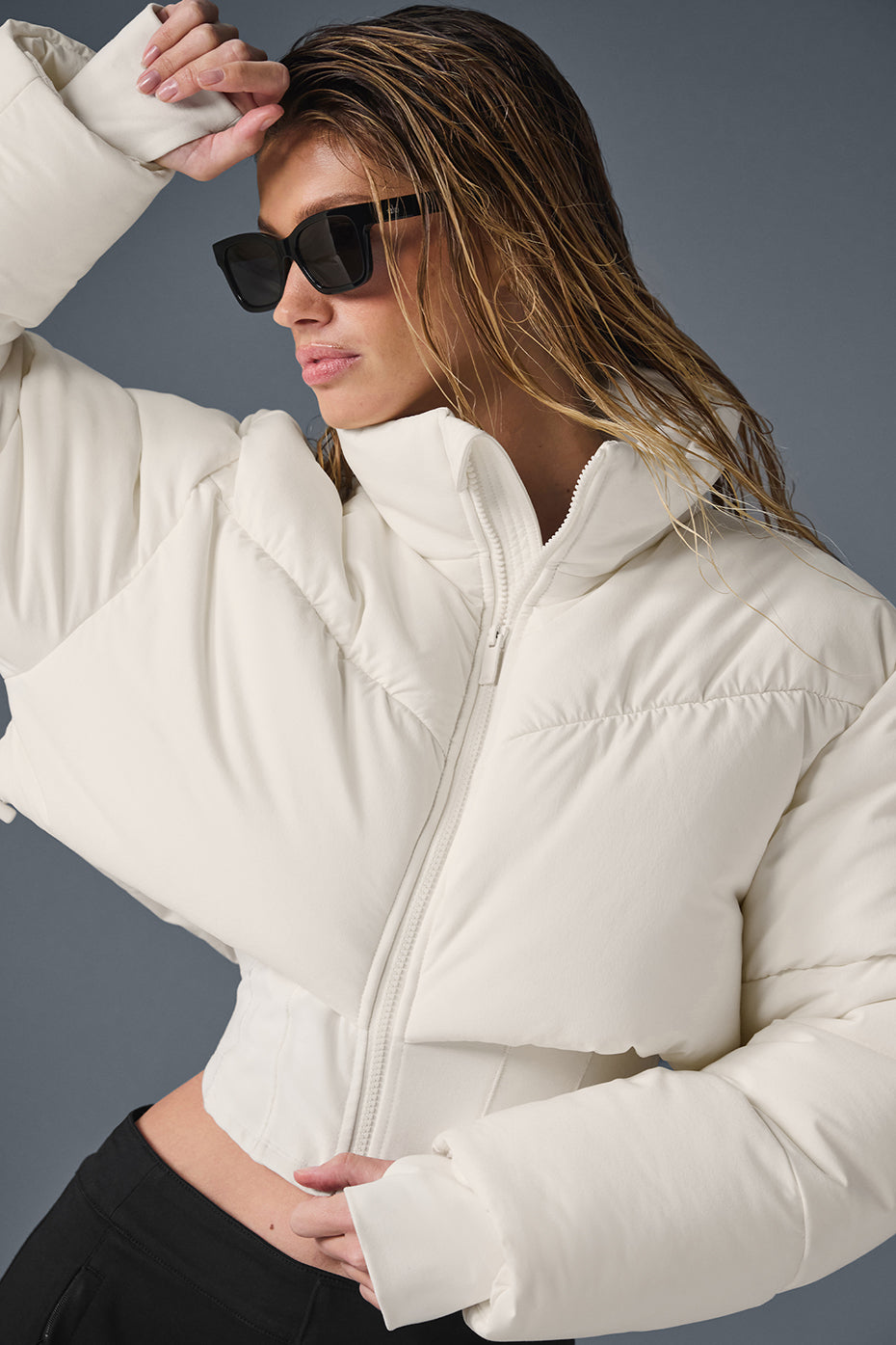 Alo Yoga Women Main Act Corset Puffer - Ivory/Ivory