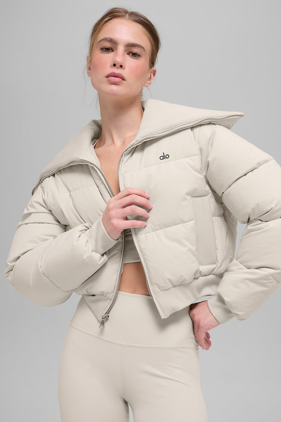 Alo Yoga Women Captivate Puffer - Bone