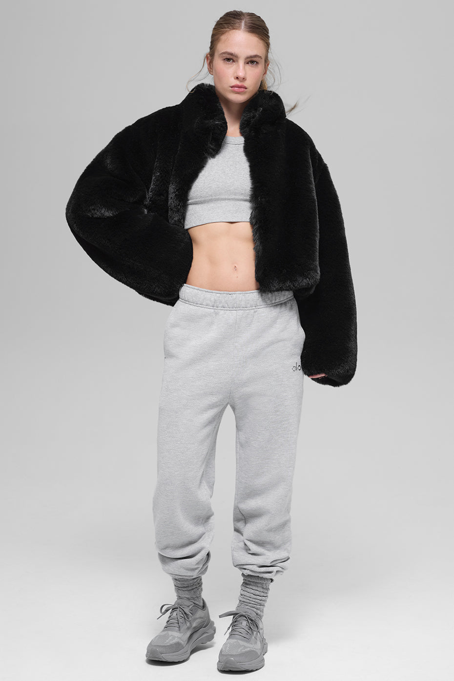 Alo Yoga Faux Fur Allure Jacket - Black – Kanadadan Kapına