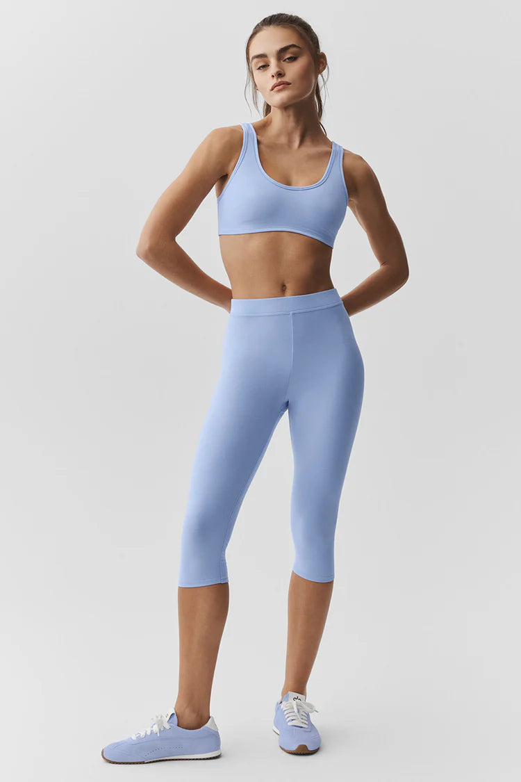 Alo Yoga Alosoft High-Waist Iconic 90's Capri  -  Light Provence Blue