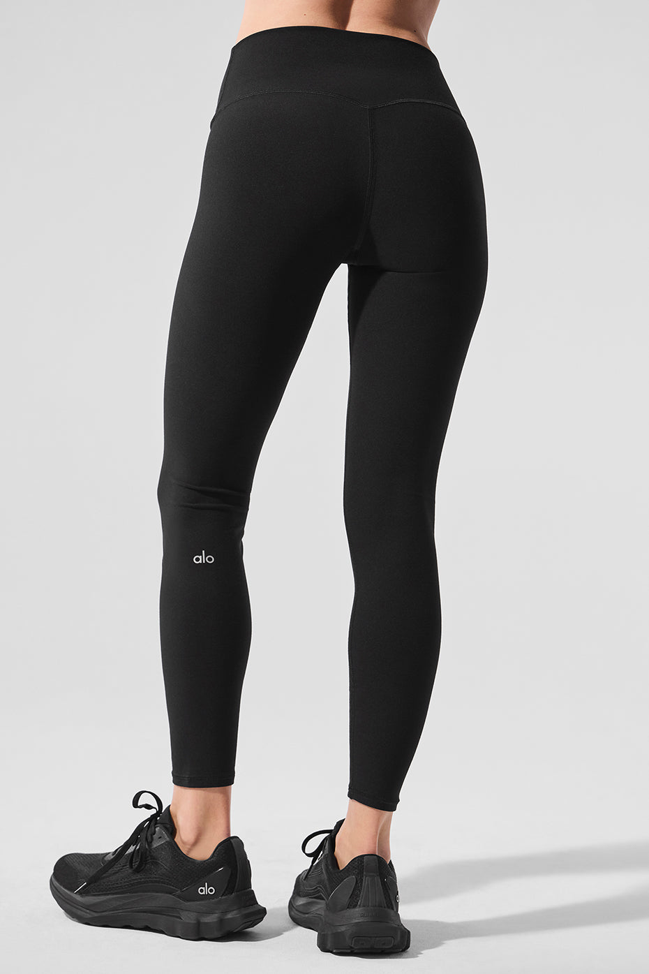 Alo Yoga Alosoft High-Waist 7/8 Highlight Legging  -  Black