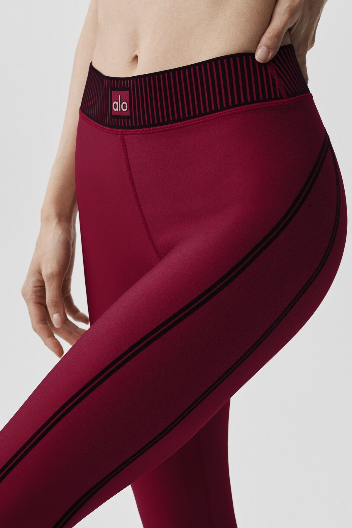 Alo Yoga Airlift High-Waist 7/8 Line Up Legging  -Summer Romance Red