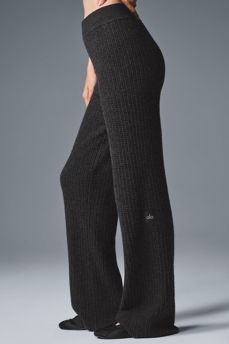 Alo Yoga Cashmere High-Waist Plush Waffle Pant  - Dark Heather Grey