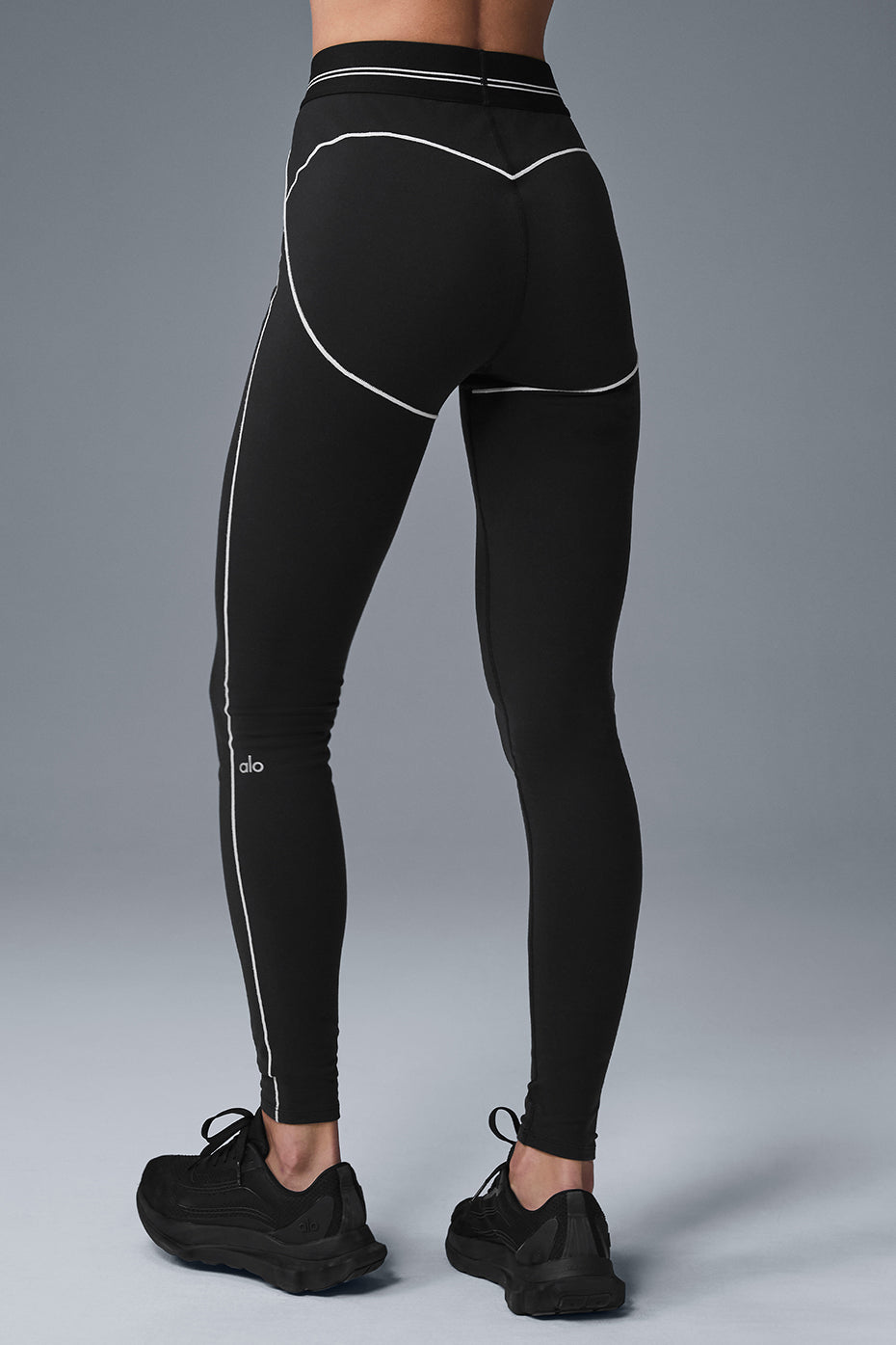 Alo Yoga Airbrush High-Waist Heart Throb Legging  -  Black/White