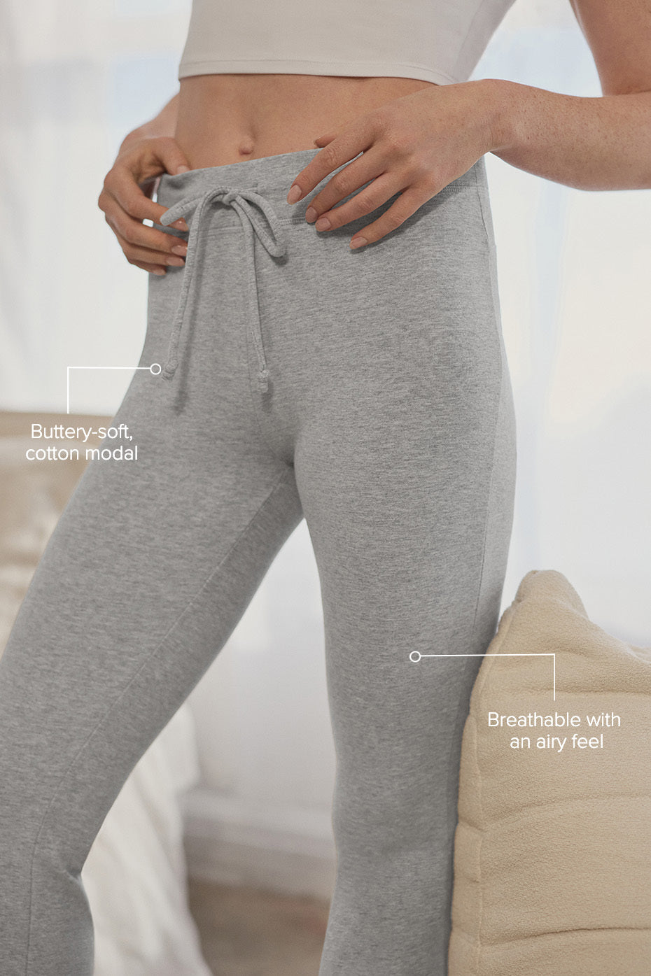 Alo Yoga Sway Bootcut Sweatpant - Athletic Heather Grey