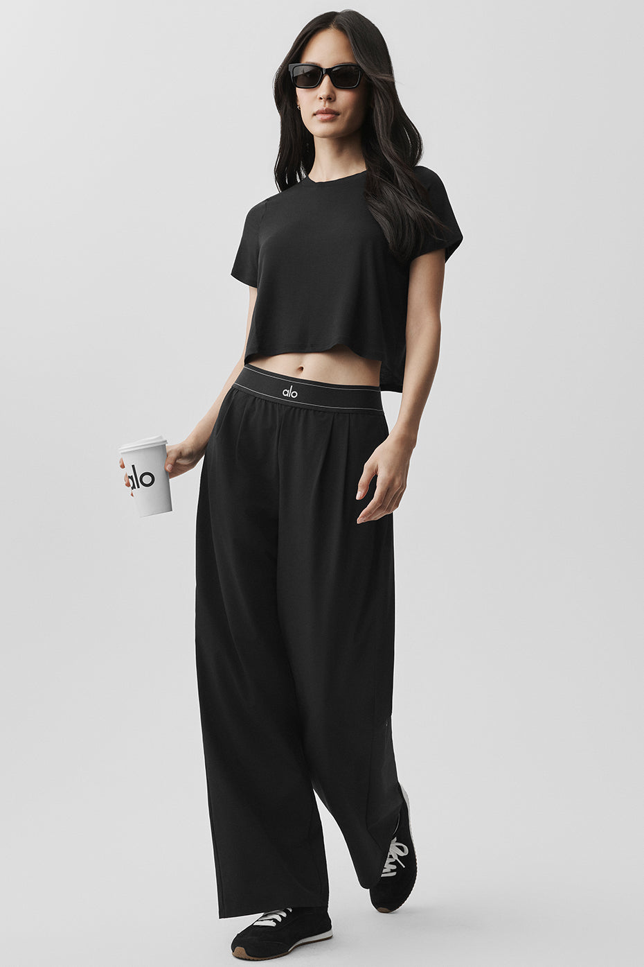 Alo Yoga Suit Up Trouser (Regular) - Black – Kanadadan Kapına