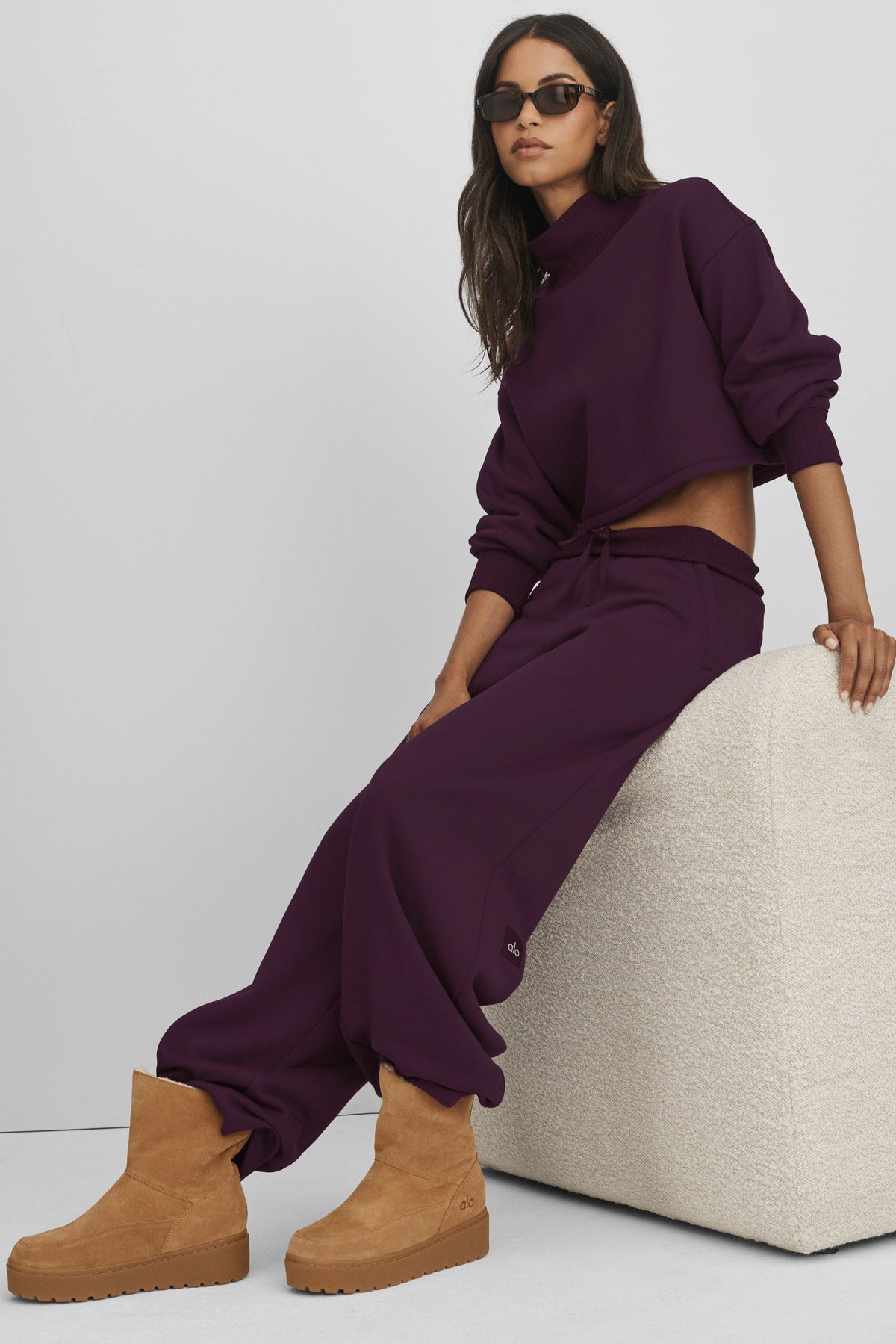Alo Yoga Serenity Wide Leg Sweatpant-Rich Bordeaux