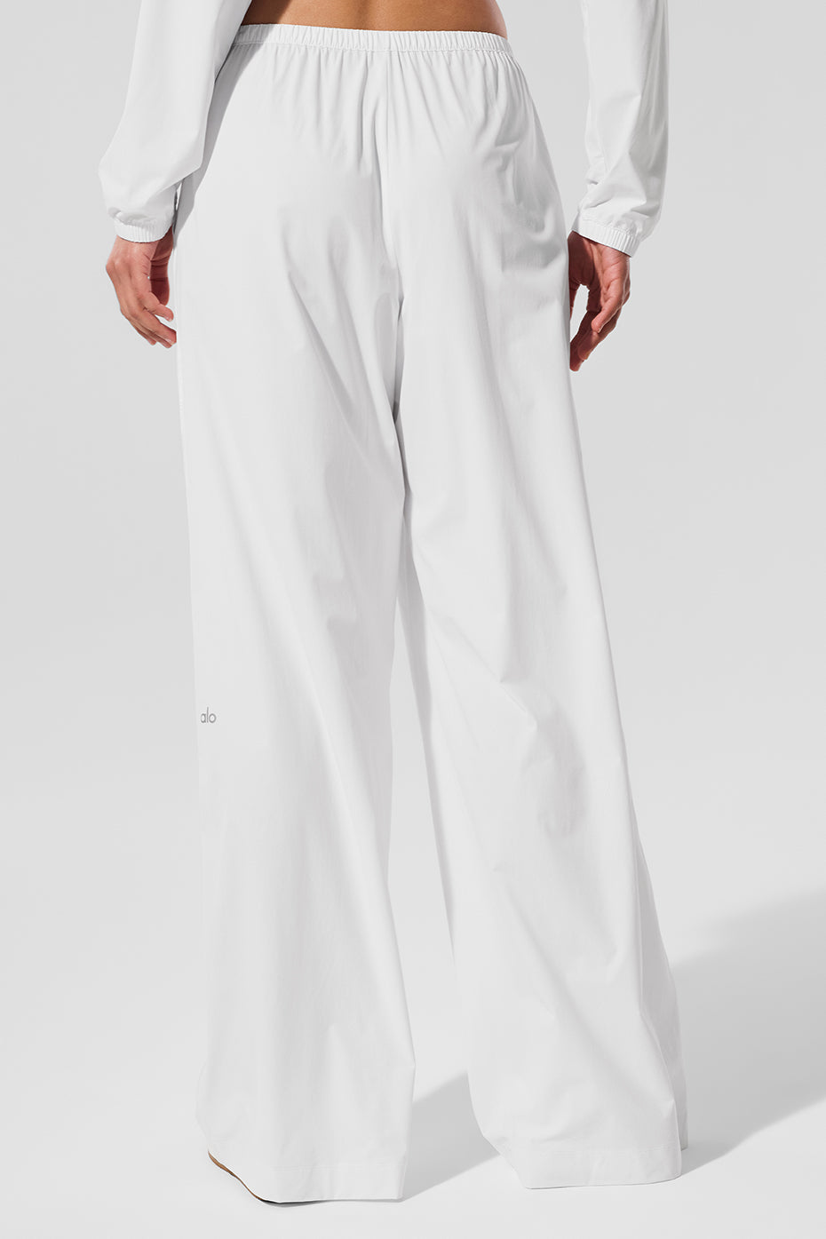 Alo Yoga Breezy Wide Leg Pant (Long)  -  White