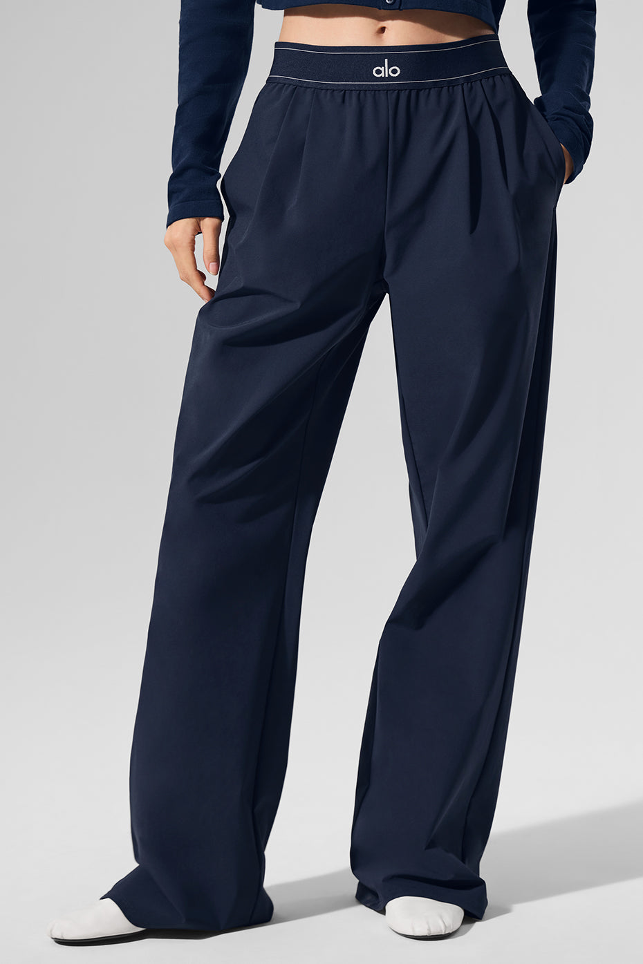 Alo Yoga Suit Up Trouser (Long) - Navy – Kanadadan Kapına