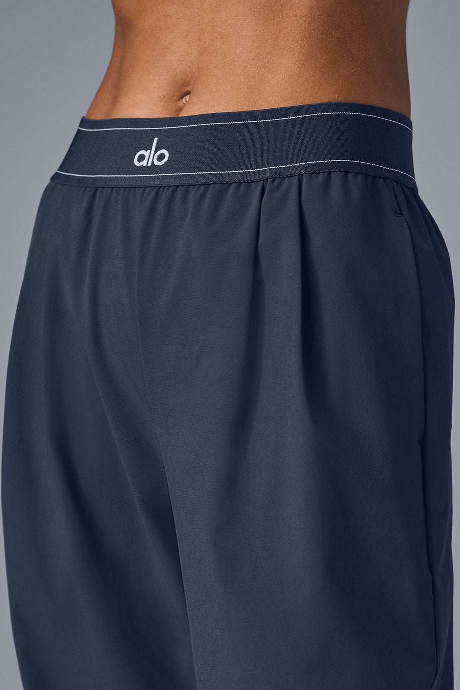Alo Yoga Suit Up Trouser (Long)  -  Navy