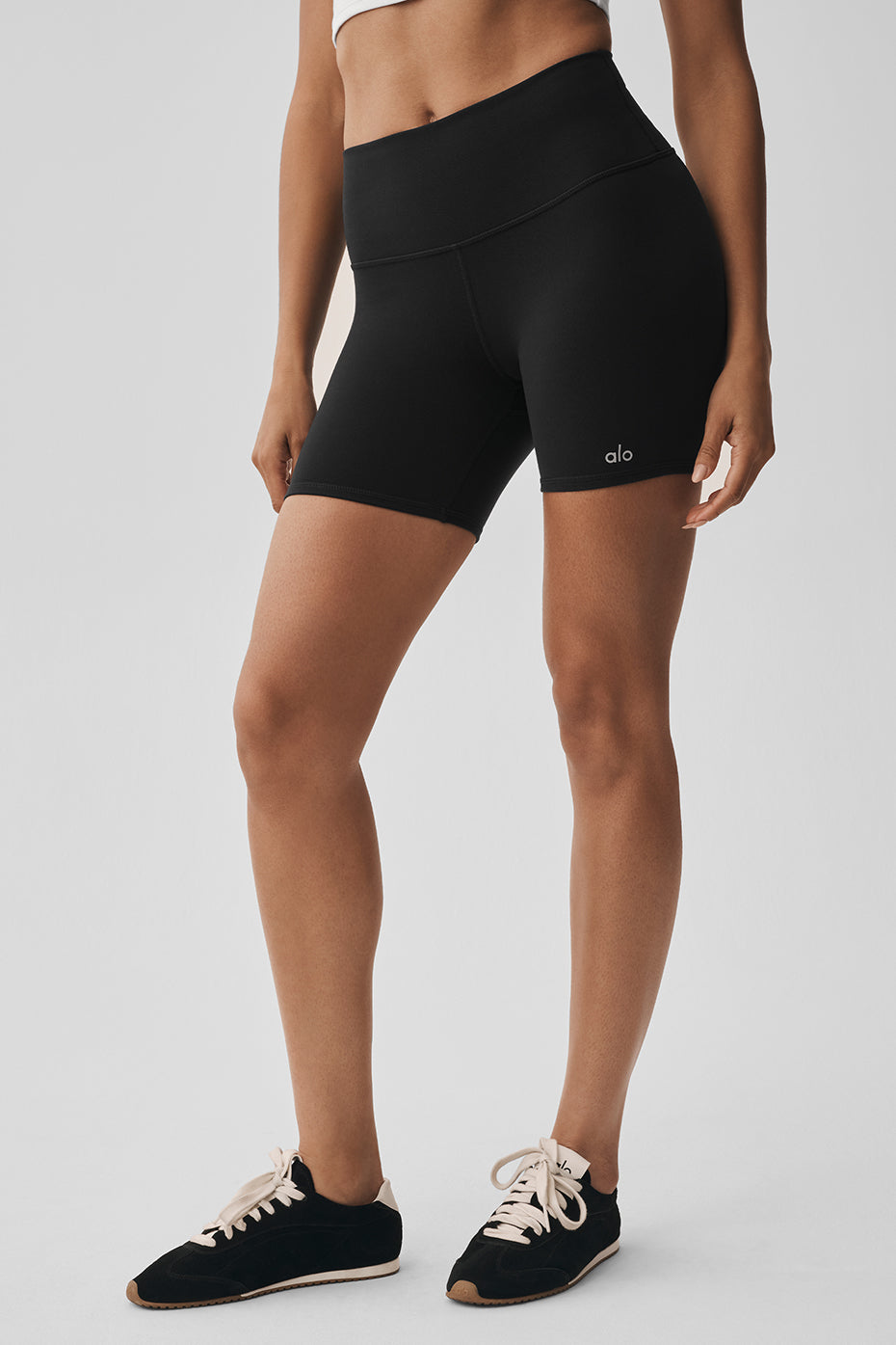 Alo Yoga 5