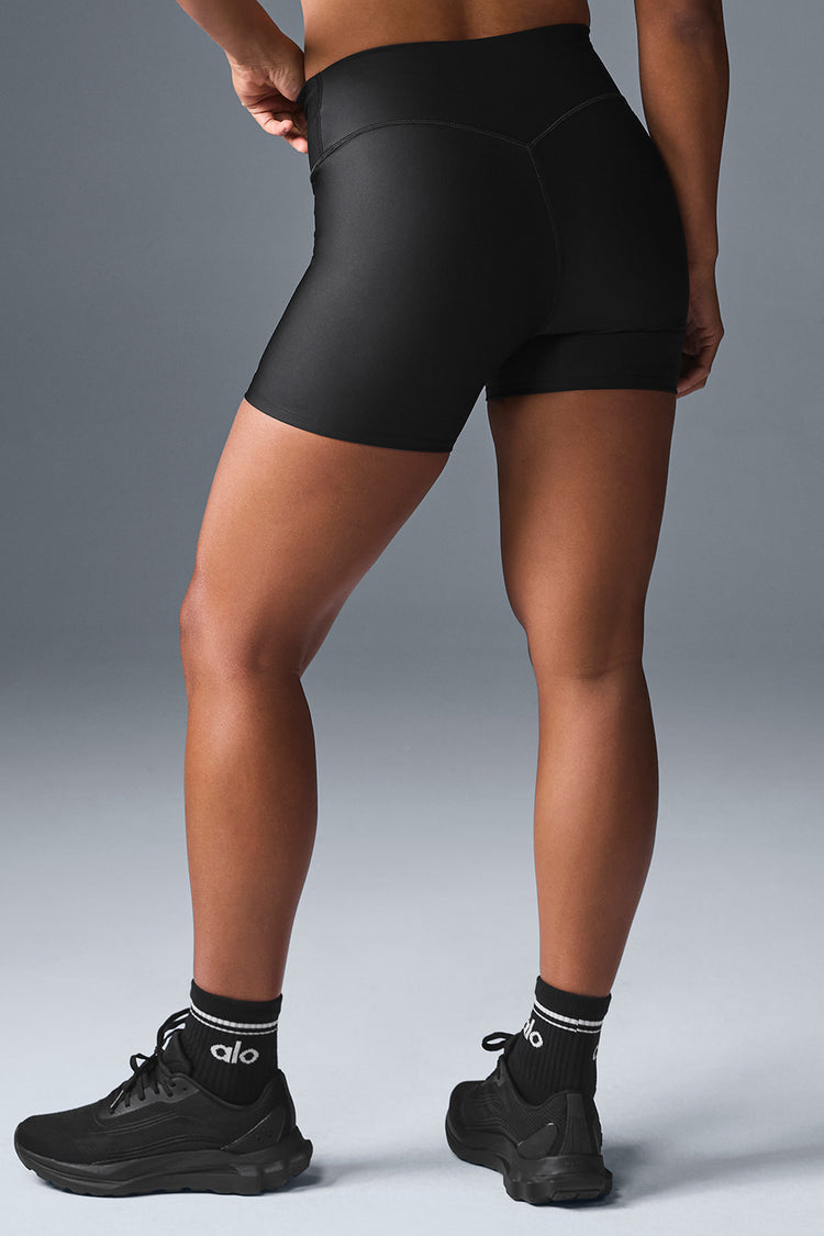 Alo Yoga 5" Airlift Energy Short  -  Black